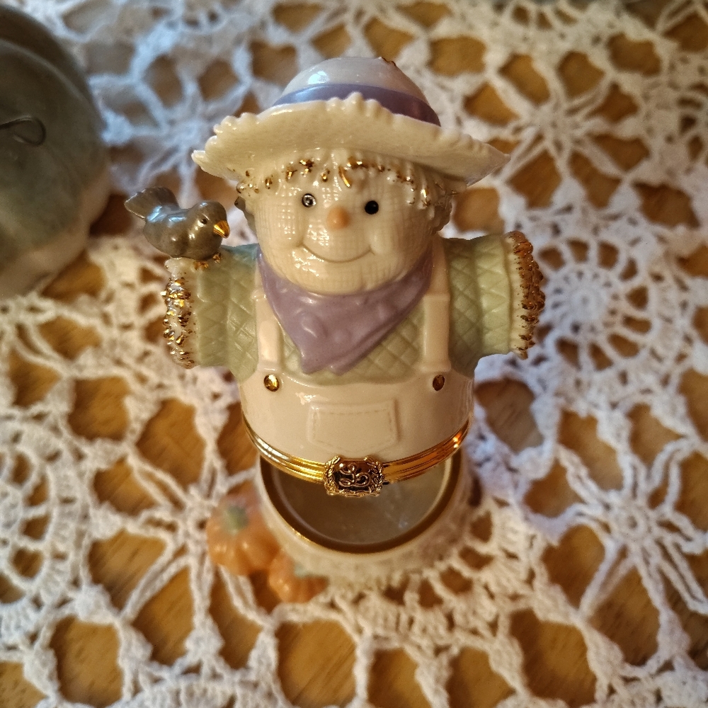 Lenox Treasures Harvest Friend Scarecrow Trinket Box w/ Pumpkin Charm, Box & COA